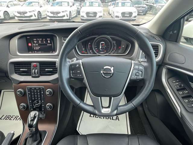 専門の知識を持ったコーディネーターが、お客様にぴったりのお車をご提案をさせていただきます。ご気軽にお立ち寄りくださいませ。