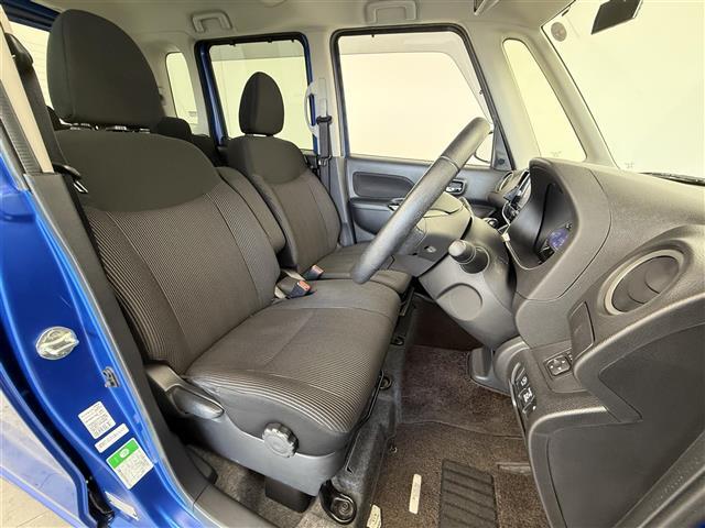 【5人乗り】座り心地が良いシートなので長時間の運転でも快適にお過ごしいただけます。新品のフロアマットのご注文も可能です。掲載箇所以外にご希望の写真がございましたらお気軽にお問い合わせ下さい。