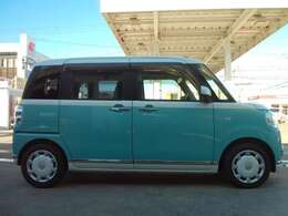 皆様のお車選びのお手伝いをさせて頂きます。スタッフ一同、お問合せ・ご来店心よりお待ちしております。