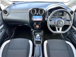 【インパネ全体】全方位で視界が広く、高い目線で運転もしやすいです！