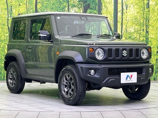 大好評のボディコーティング「弾スプラッシュコート」もご納車までに施工可能。通常のガラスコートと異なる、耐久年数6年の無機質ガラスコーティングが、ボディをキレイな状態に保ってくれます。