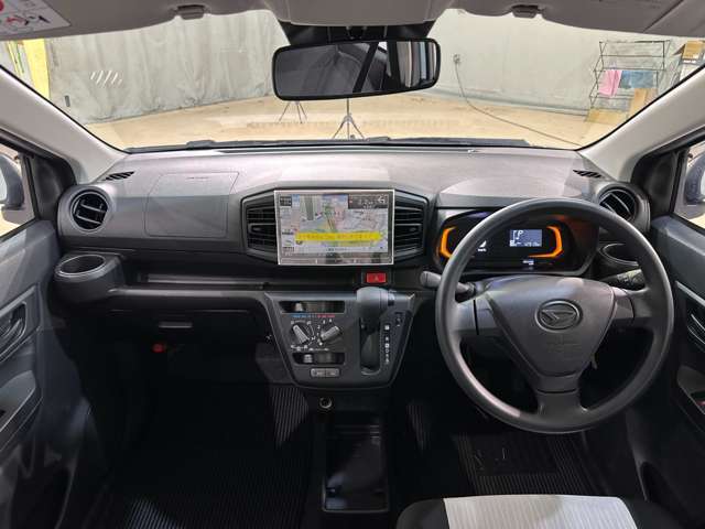 全く同じお車に再び出会うことはできません。少しでも気になるお車がございましたら、すぐにお電話かメールにてお問合せ下さい。