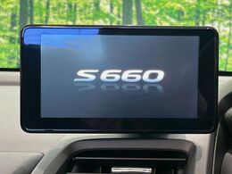 【ディスプレイオーディオ】視認性が高いディスプレイオーディオを装備♪操作性も良好で直感的なソース選択が可能です。