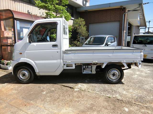 北陸の雨や雪に非常に強い切替式4WD