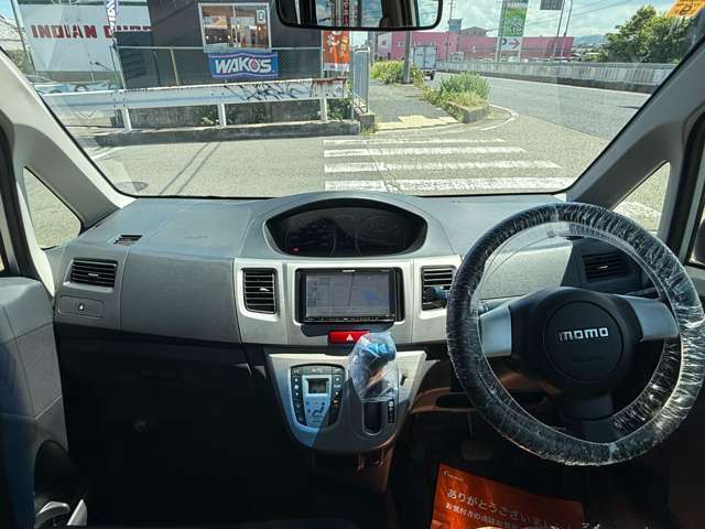 禁煙車につきいやな匂いなどはありません。綺麗な内装です。