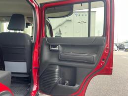 WECARSではほぼ毎日新しい在庫車両を入荷しております！お客様のこだわりを叶える1台がきっとWECARSにあるはずです！