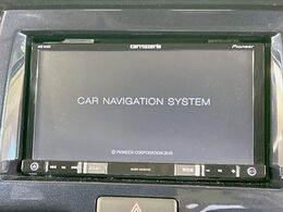 【ナビゲーション】使いやすいナビで目的地までしっかり案内してくれます。各種オーディオ再生機能も充実しており、お車の運転がさらに楽しくなります！！