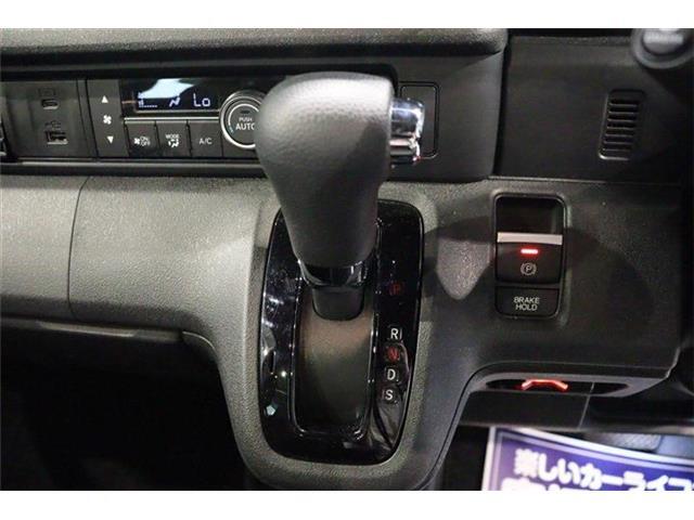 運転しながら操作が出来る画期的装備！これ便利です