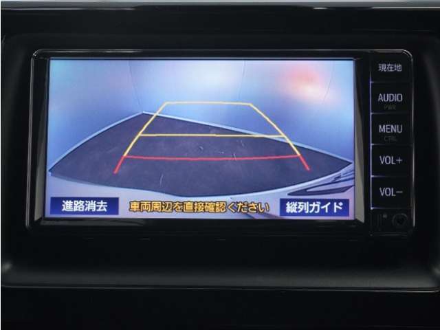 ◆バックカメラ◆リバースにするだけで映ります、後方の安全確認や、狭い駐車場での車庫入れ、雨の日や夜間など視界の悪い時に便利です！安全にバックする為には欠かせない装備です。