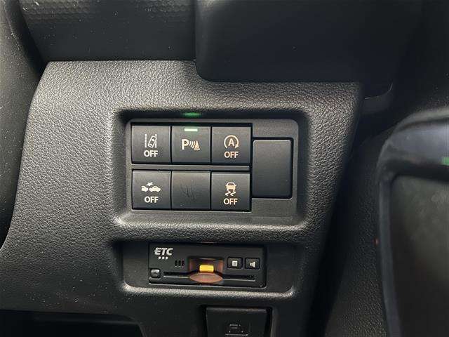 【運転席操作部】快適なドライブを楽しむための機能が装備されています！運転席から触れるので、使いやすいです！除菌プランいれていただくと、さらに清潔で安心していただけます！