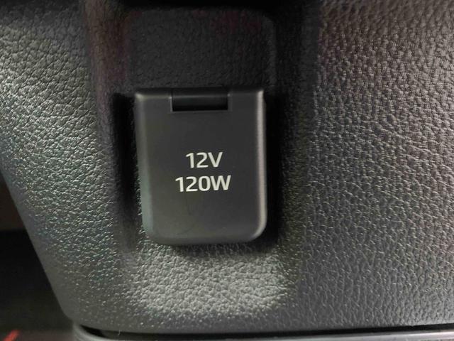 お車の状態をしっかりとお伝えするために1台の車両に付き40枚以上の画像を用意しております。外装はもちろん、室内の装備やお車の特徴などごらんください。