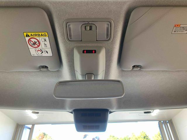 気持ちよく快適にお乗りいただけるように、外装を美しく仕上げるだけでなく内装も細部にいたるまで徹底した清掃・洗浄を実施してお客様にお届けいたします。