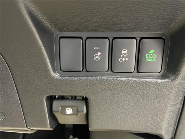 【運転席操作部】『運転席周辺の装備』の画像になります。快適なドライブを楽しむための機能が装備されています！運転席から触れるので使いやすいです！