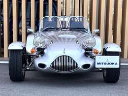 標準のZERO1とは違う、丸みを帯びたデザインはかわいらしさも兼ね備えた一台です。