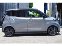JAAA（日本自動車鑑定協会）発行による鑑定書つきで安心です。これまでの販売店が独自に行ってきたものとは異なり、第三者が鑑定結果を付けることで、より信頼を高めるものです。