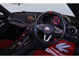 【6速マニュアルトランスミッション】