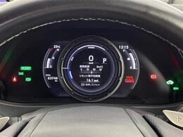 【スピードメーター】メーターがシンプルで見やすく運転しやすいですね！