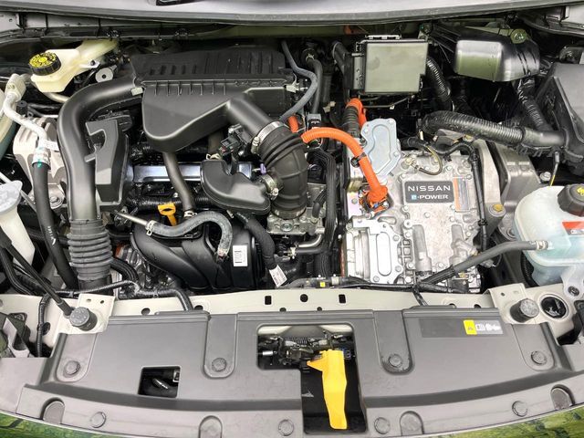 親切・丁寧な専門メカニックスタッフが応対！・車検・点検整備・事故等の修理などアフターサービスも安心。お車のカスタマイズもネクステージのサービススタッフまでご相談ください！