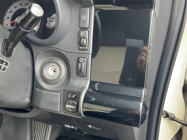 店舗にて現車の確認もいただけますので、お電話で在庫のご確認の上、是非ガリバー黒部店までご来店くださいませ！！！