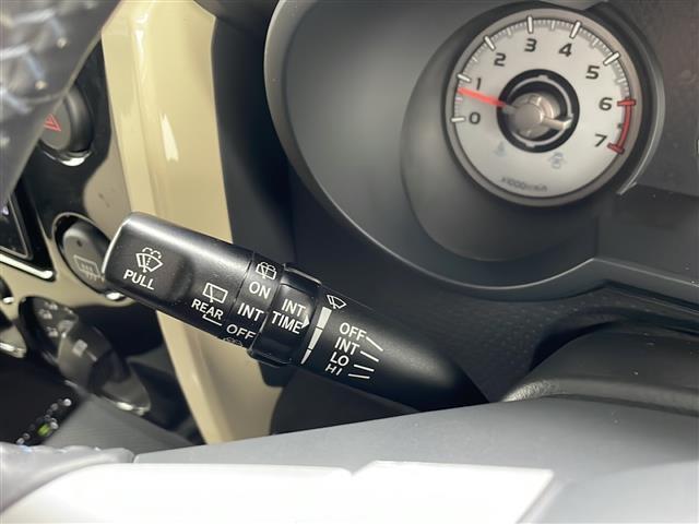 店舗にて現車の確認もいただけますので、お電話で在庫のご確認の上、是非ガリバー黒部店までご来店くださいませ！！！