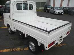 車検・点検・板金塗装等、全て自社工場にてサポート致します！車の事なら何でもお任せ下さい！！