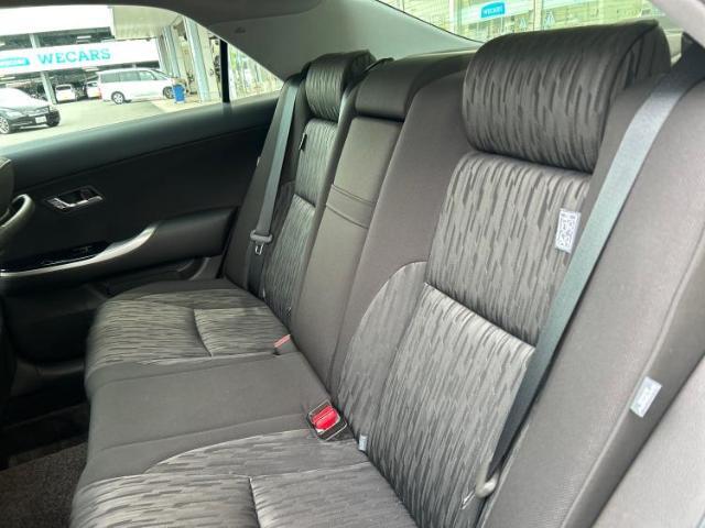 WECARSでは各商談席に大型モニターをご用意しております！見やすい大画面でゆったりと全国の在庫をご覧いただけます！是非ご来店お待ちしております！