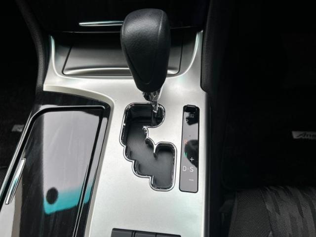 お車に合わせて無料保証以外にも、保証範囲、期間、距離を拡充させた有料保証もご用意しております！中古車の購入が初めてで不安・・・というお客様もご安心ください！