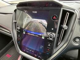 【カラーバックモニター】を装備しております。リアの映像がカラーで映し出されますので日々の駐車も安心安全です。