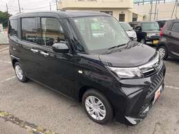 フロントサイドです！キリっとしたフェイスラインが特徴的なトール！ブラックのボディにシルバーの装備品が良く映えます！見た目にもカッコいいボディフォルムを実現！