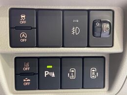 【両側パワースライドドア】スマートキーや運転席のスイッチで後席両側スライドドアの開閉が可能♪電動だから力を入れてドアを開ける必要が無く、小さなお子様でも簡単に開け閉めでき快適です♪