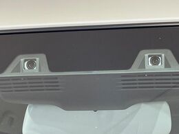 【スズキ　セーフティサポート】走行中に前方の車両等を認識し、衝突しそうな時は警報とブレーキで衝突回避と被害軽減をアシスト。より安全にドライブをお楽しみいただけます。