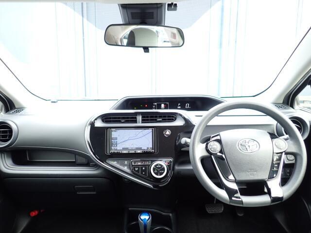 インパネ画像になります。車内は専門業者にて室内クリーニング施工済みなので、大変清潔です。