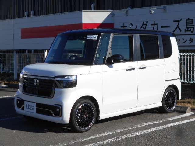 当社展示試乗車使用の車で走行距離かなり少なく状態良好！おススメです♪