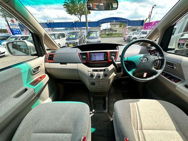 車を運転する際には運転席の存在は欠かせません。なのでしっかりとチェックしたいポイントですね。
