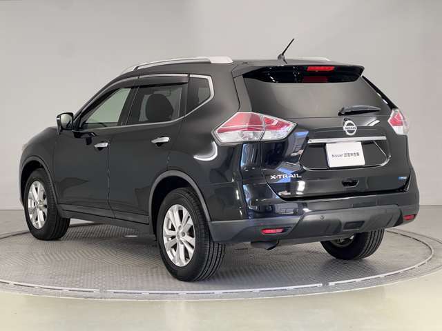 【ワイド保証】日産販売店の中古車には、無料で保証が付いています。走行距離無制限で、無料保証期間は1年間から。品質に自信があるから実現した、日産ならではの保証です。