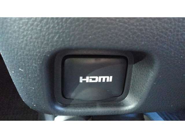 HDMI端子も付いています。