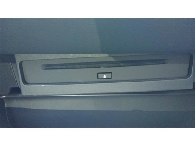 CD・DVDデッキも付いています♪