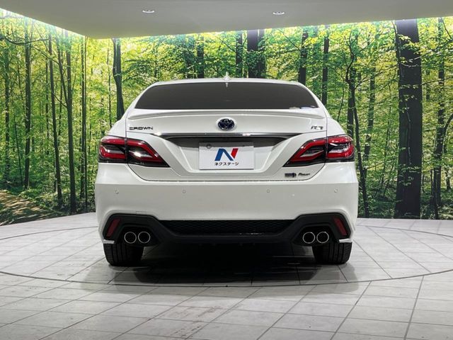 安心の最長10年・走行無制限保証（有償）をご用意。保証内容も充実はもちろん、無料点検＆オイル交換や、年中無休の全国・24時間ロードサービスも付帯されておりますのでご安心下さい。