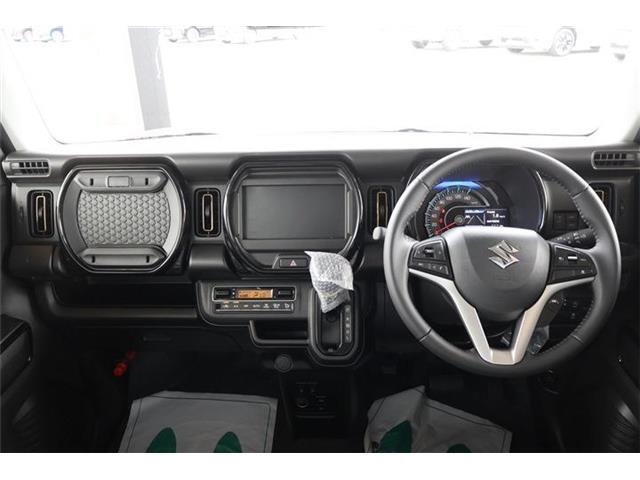 前席全体　目線も高く広い視界で安心して運転することができますね！