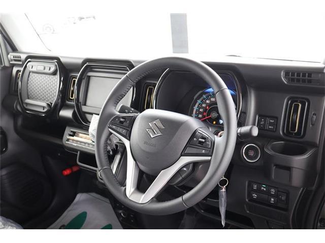 前席全体　目線も高く広い視界で安心して運転することができますね！