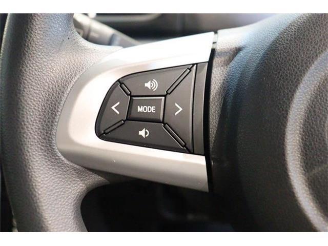 運転しながら操作が出来る画期的装備！これ便利です