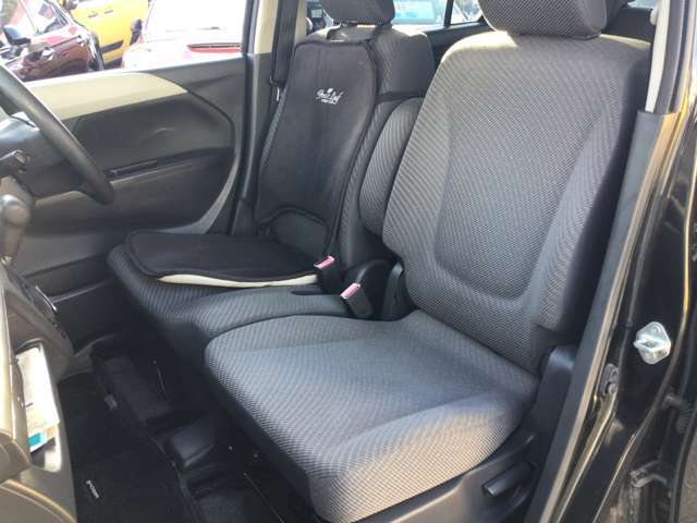 遠方で現車をご覧になれない方は特に、メール、お電話にて、お気軽にお問い合わせくださいませ。