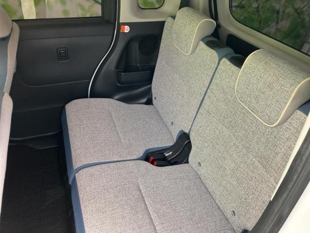 WECARSでは各商談席に大型モニターをご用意しております！見やすい大画面でゆったりと全国の在庫をご覧いただけます！是非ご来店お待ちしております！