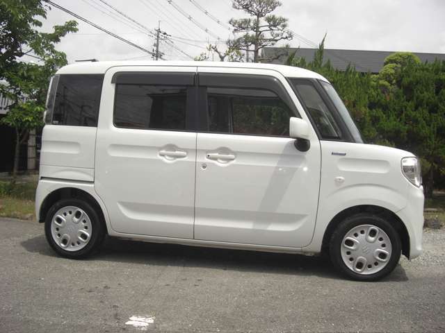 禁煙車で室内はとても綺麗です。