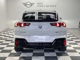 お車の詳細に関しまして、当店スタッフまでお気軽にお問い合わせくださいませ。全国のお客様からのお問合せをお待ち致しております。BMW　Premium　Selection成田店　0476-20-0877