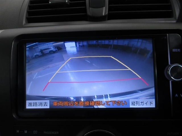 バックガイドモニターで、後方を確認しながら安心して駐車することができます。運転初心者も熟練者も必須の機能ですよ！