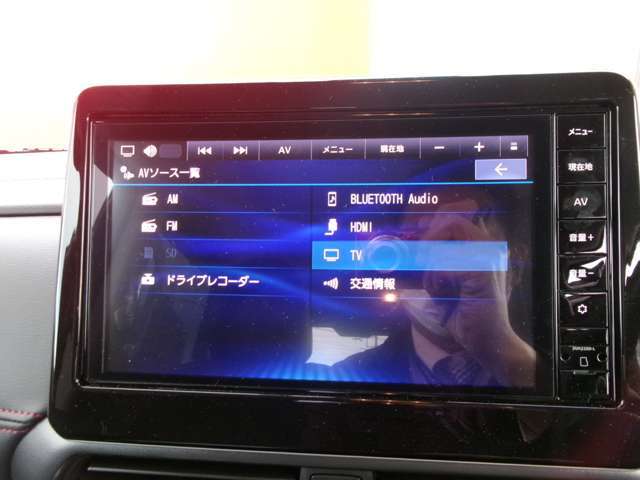 ロングドライブも充実したオーディオで楽しめます。