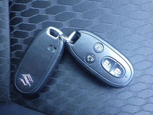 お手頃価格の中古車なら中古車販売店のプラウドへ。お手頃車をお探しの方は是非お立ち寄り下さい。