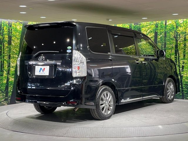 ☆全国のネクステージからお取り寄せが可能※！遠方の店舗に展示してあるクルマが気になる場合も、最寄りの店舗でご覧いただくことが可能です！是非私たちに要望をお聞かせください！※別途費用