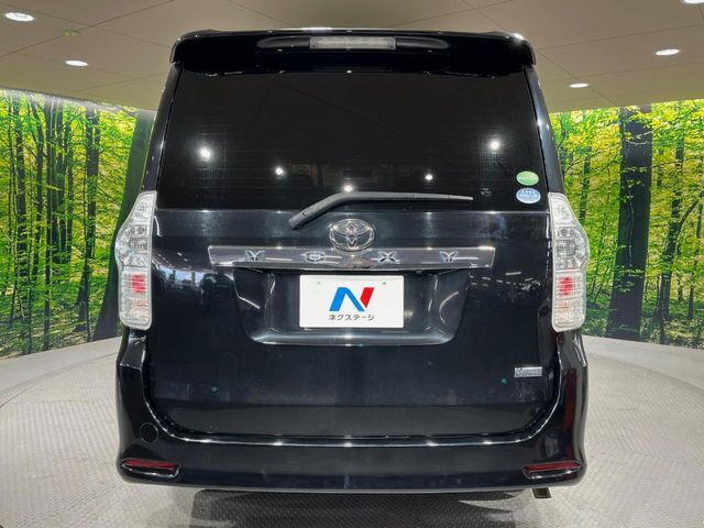 安心の最長10年・走行無制限保証（有償）をご用意。保証内容も充実はもちろん、無料点検＆オイル交換や、年中無休の全国・24時間ロードサービスも付帯されておりますのでご安心下さい。